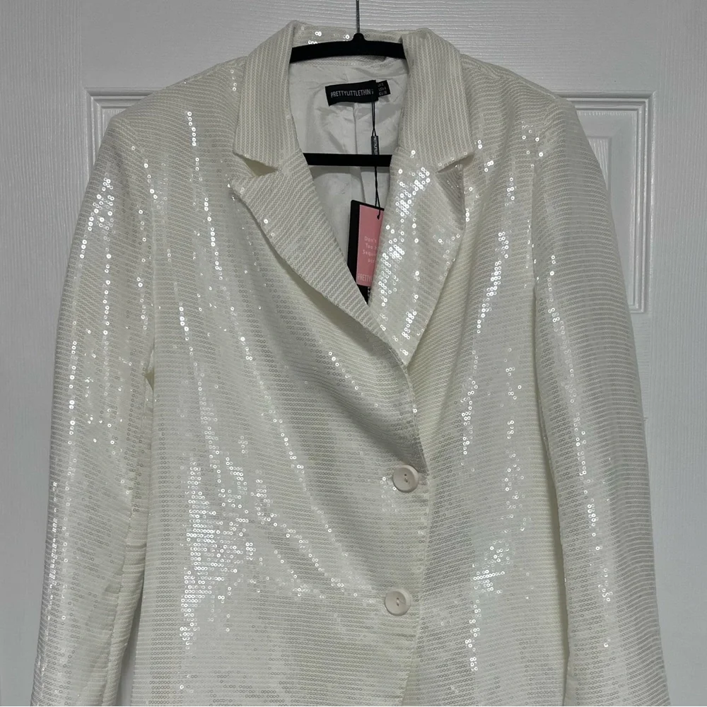 Sequin White Blazer Dress - Picture 4 of 4
